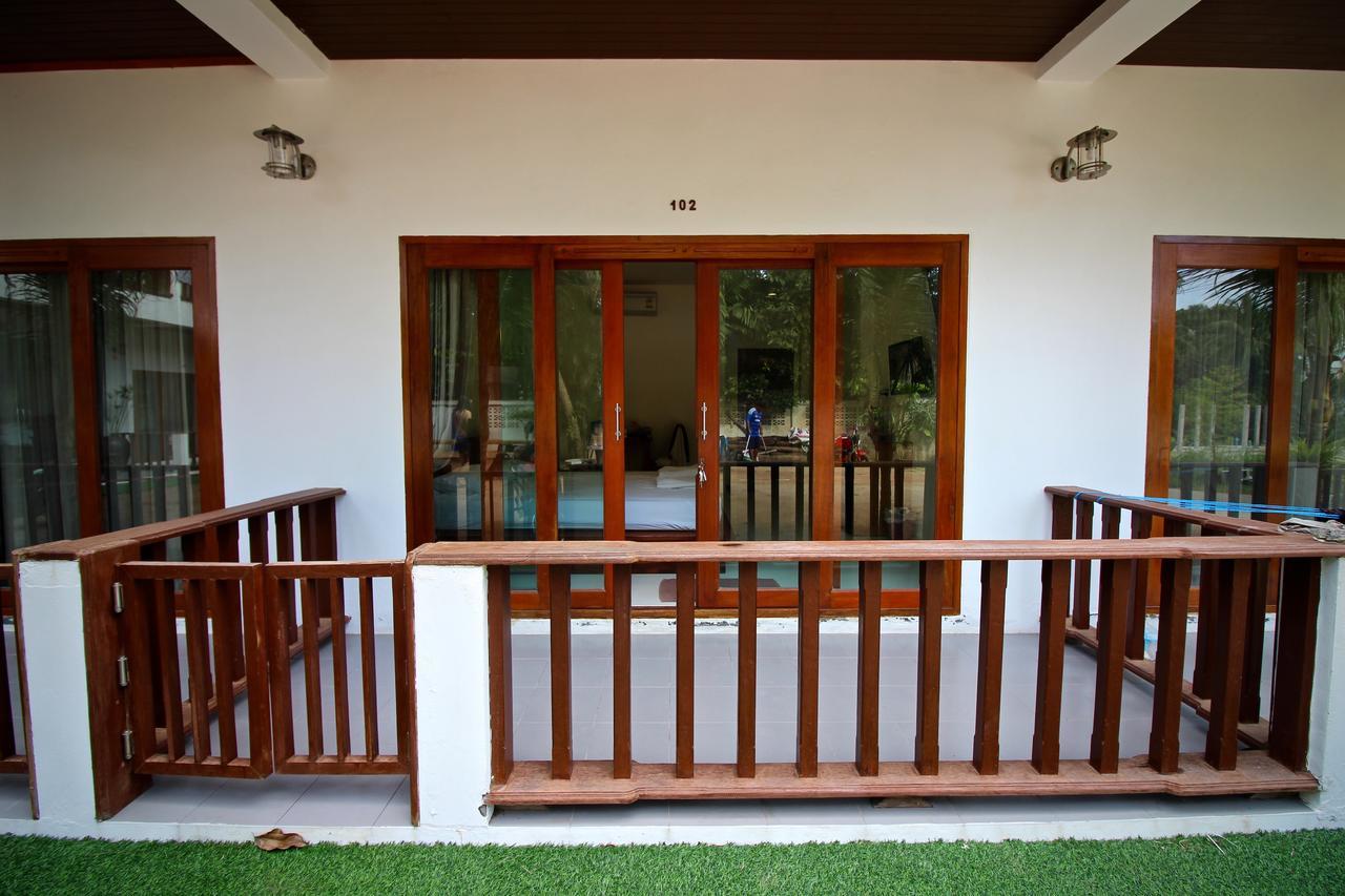 The One Hotel Ko Tao Exterior photo
